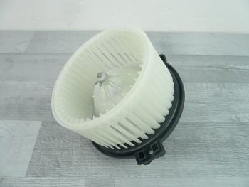PIETRO Ventilátor topení TOYOTA Corolla 97-02